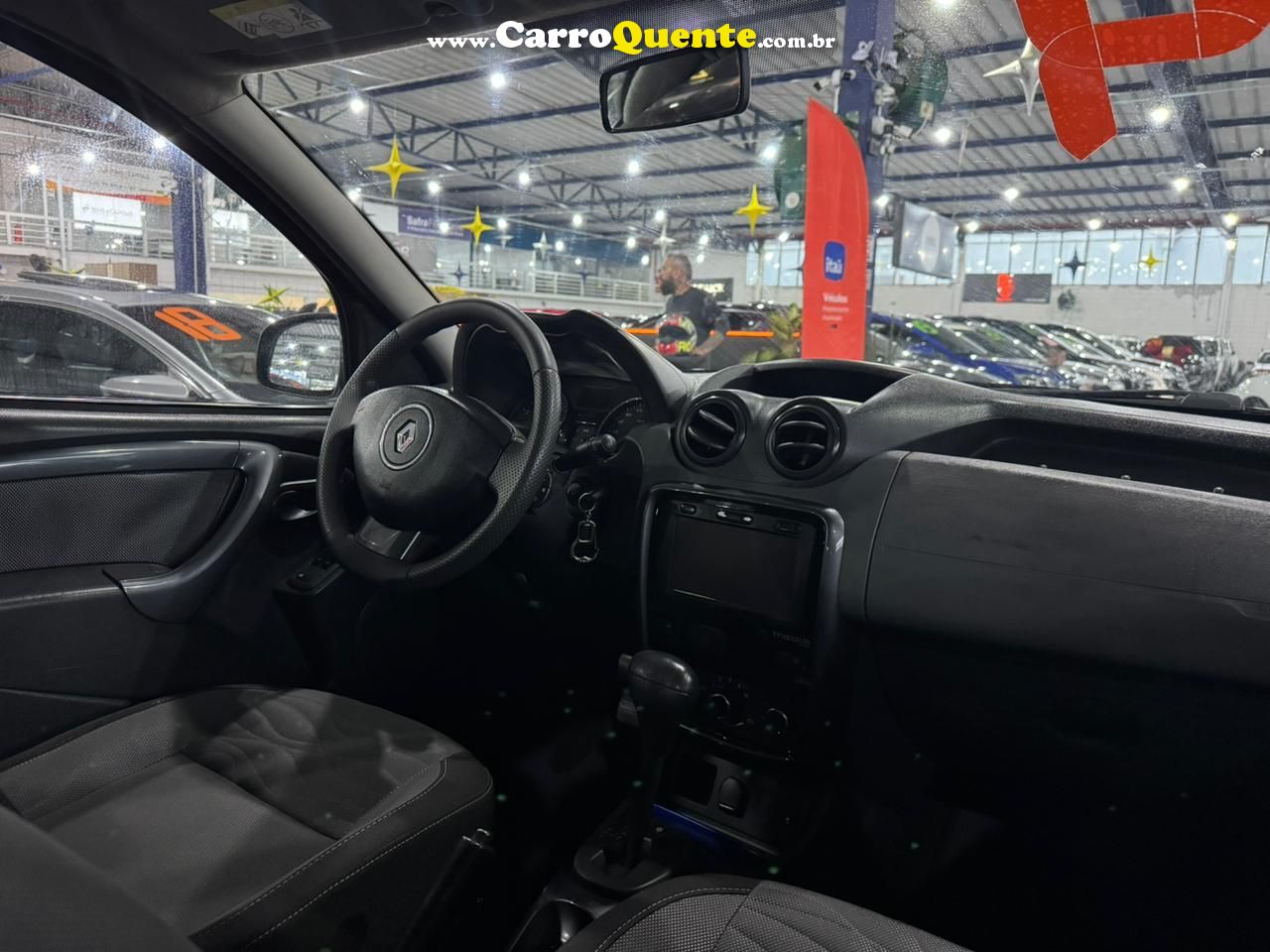 RENAULT DUSTER 2.0 DYNAMIQUE 4X2 16V 2014 - Loja