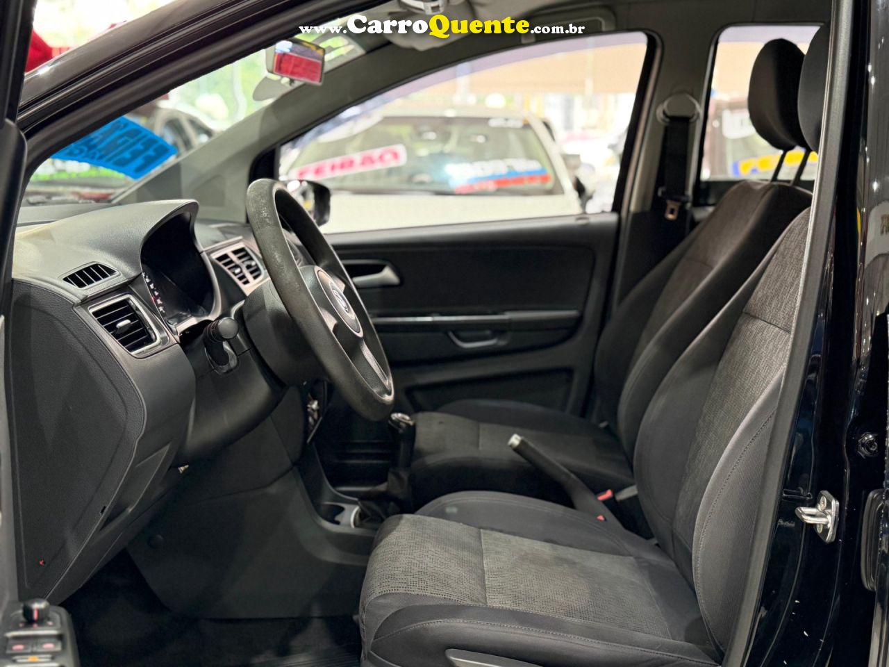 VOLKSWAGEN FOX 1.6 MI 8V 2013 - Loja