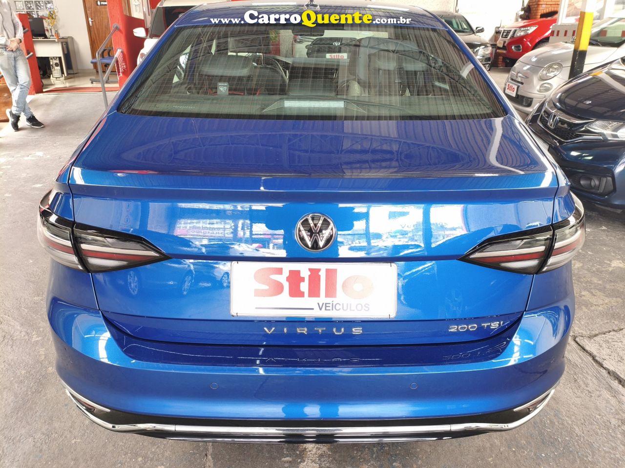 VOLKSWAGEN   VIRTUS HIGHLINE 200 TSI 1.0 FLEX 12V AUT   AZUL 2025 1.0 FLEX - Loja