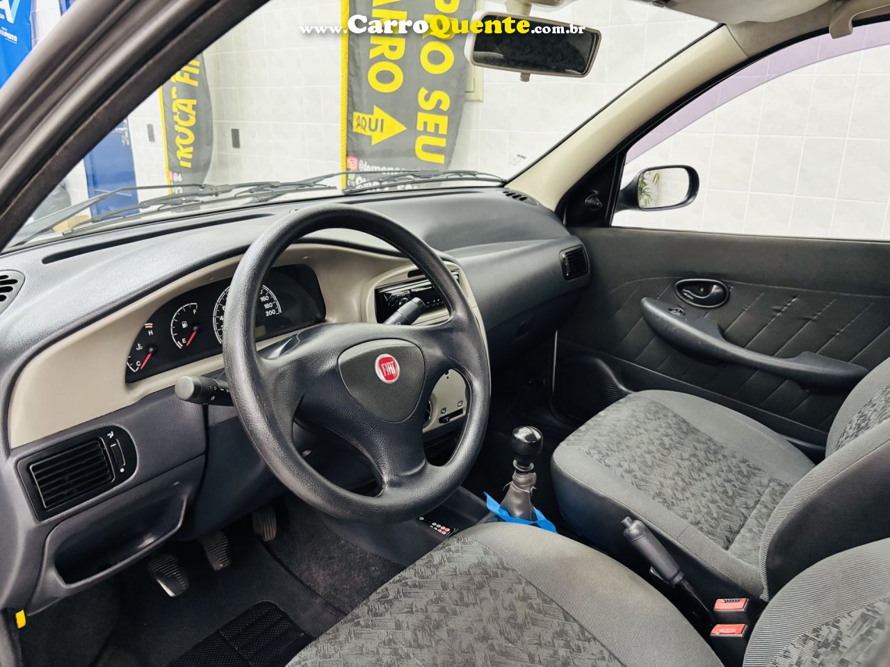 FIAT   SIENA 1.0 EX 1.0 MPI FIRE FIRE FLEX 8V   PRATA 2010 1.0 FLEX - Loja