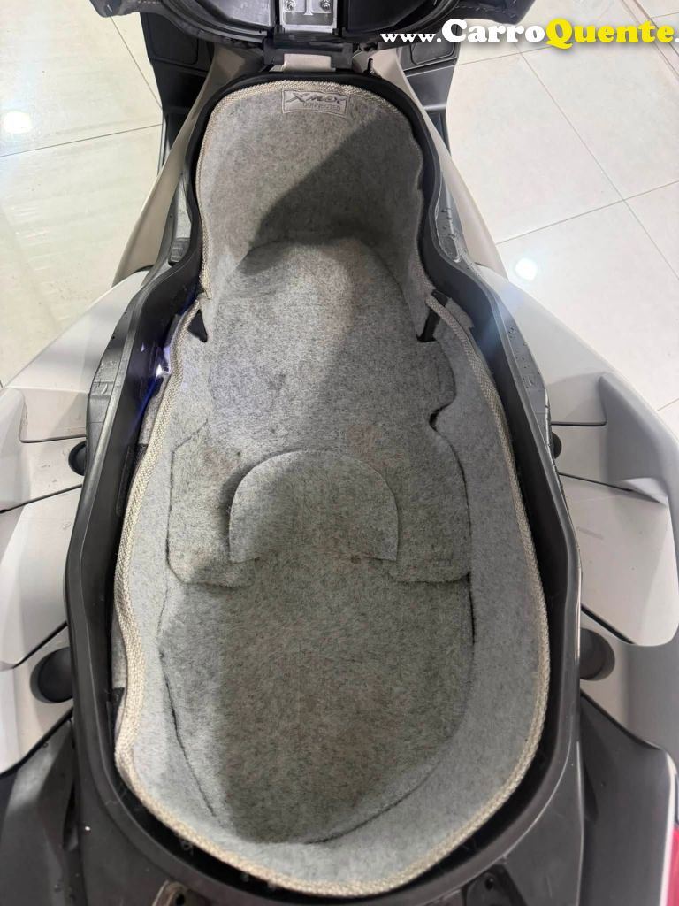 YAMAHA    X MAX 250 CONNECTED   CINZA 2025 250 GASOLINA - Loja