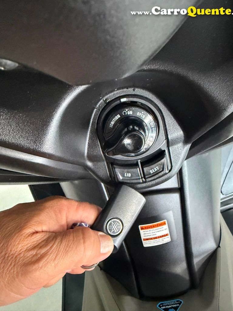 YAMAHA    X MAX 250 CONNECTED   CINZA 2025 250 GASOLINA - Loja