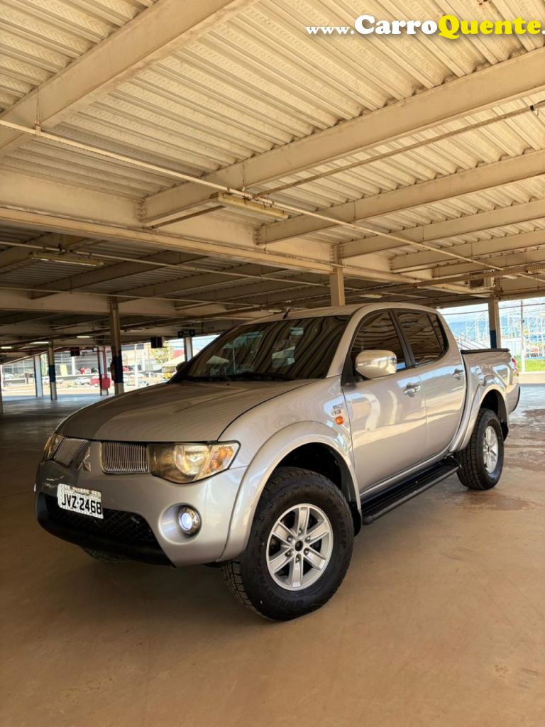 MITSUBISHI   L200 TRITON HPE 3.2 CD TB INT.DIESEL AUT   PRATA 2008 3.2 DIESEL - Loja