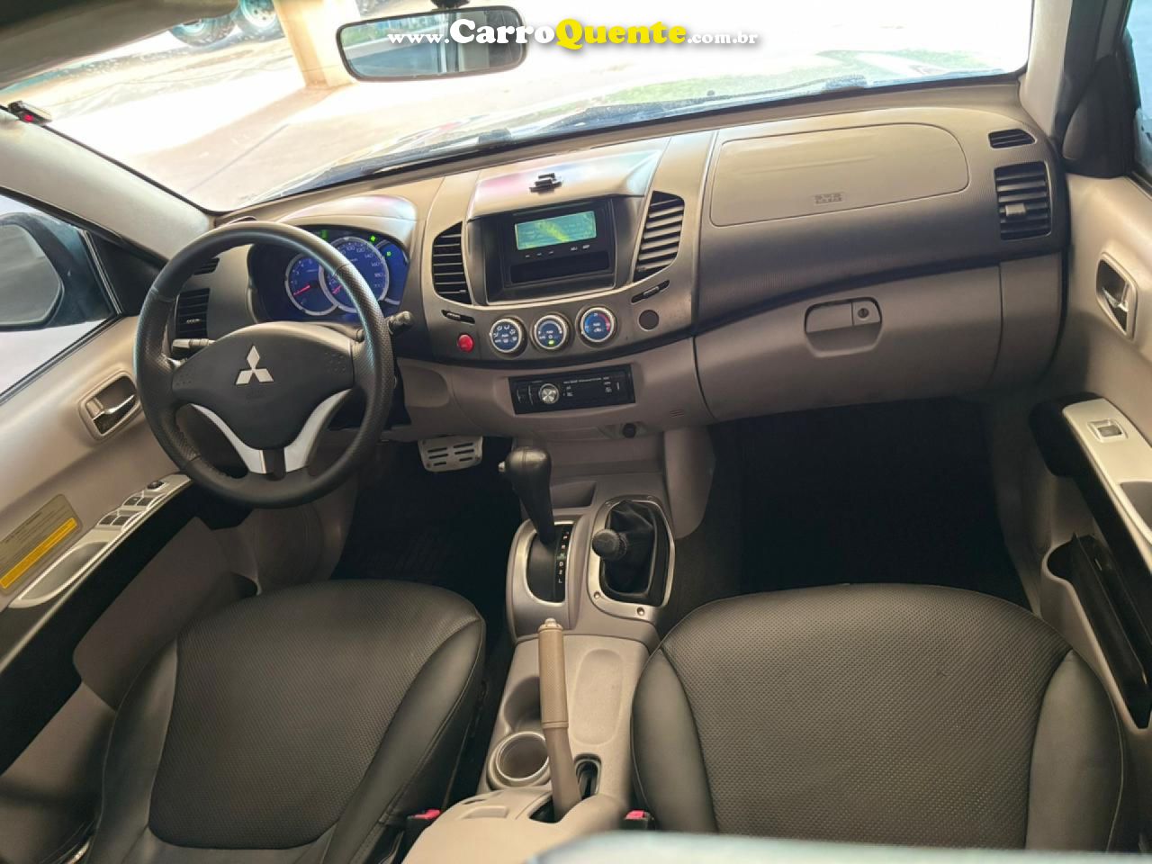MITSUBISHI   L200 TRITON HPE 3.2 CD TB INT.DIESEL AUT   PRATA 2008 3.2 DIESEL - Loja