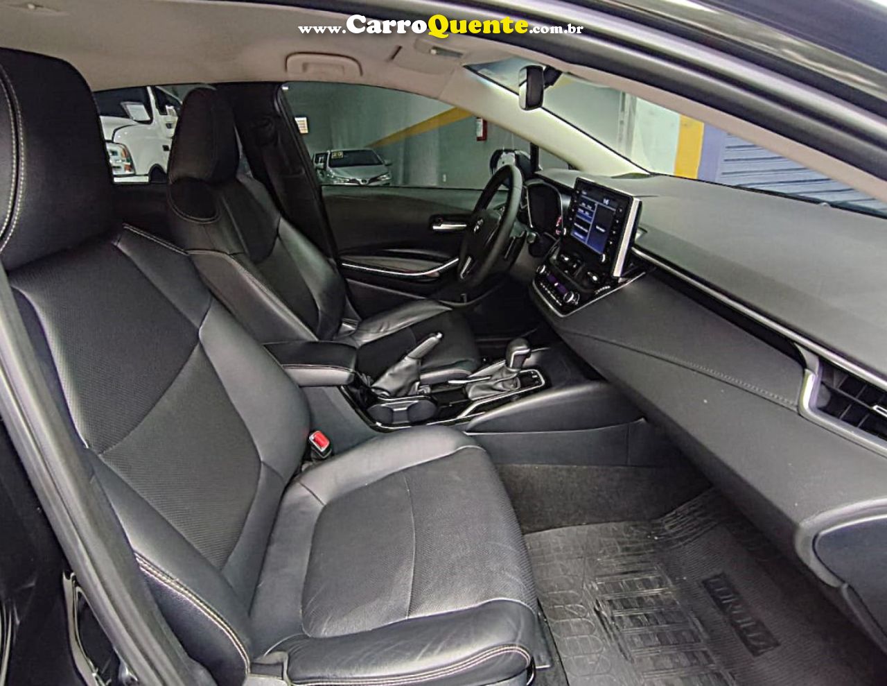 TOYOTA   COROLLA XEI 2.0 FLEX 16V AUT.   PRETO 2023 2.0 FLEX - Loja