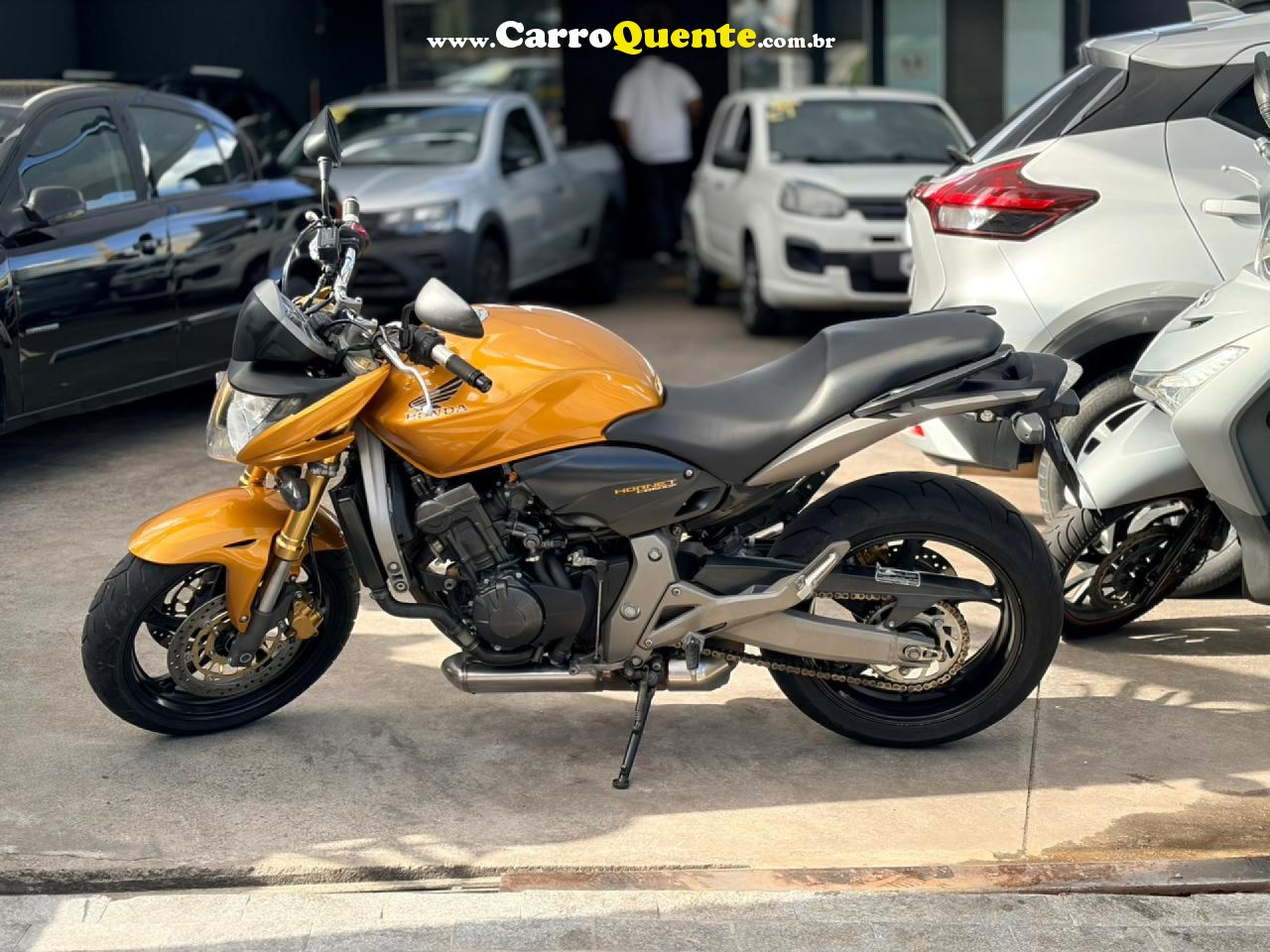 HONDA   CB 600F HORNET   AMARELO 2009 600cc GASOLINA - Loja
