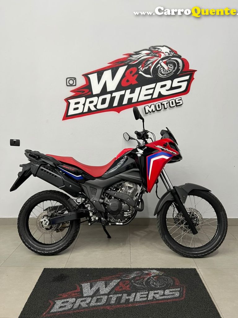 HONDA   HONDAXRE 300 SAHARA RAL   VERMELHO 2026 300 FLEX - Loja