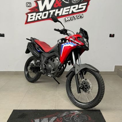 HONDA   HONDAXRE 300 SAHARA RAL   VERMELHO 2026 300 FLEX