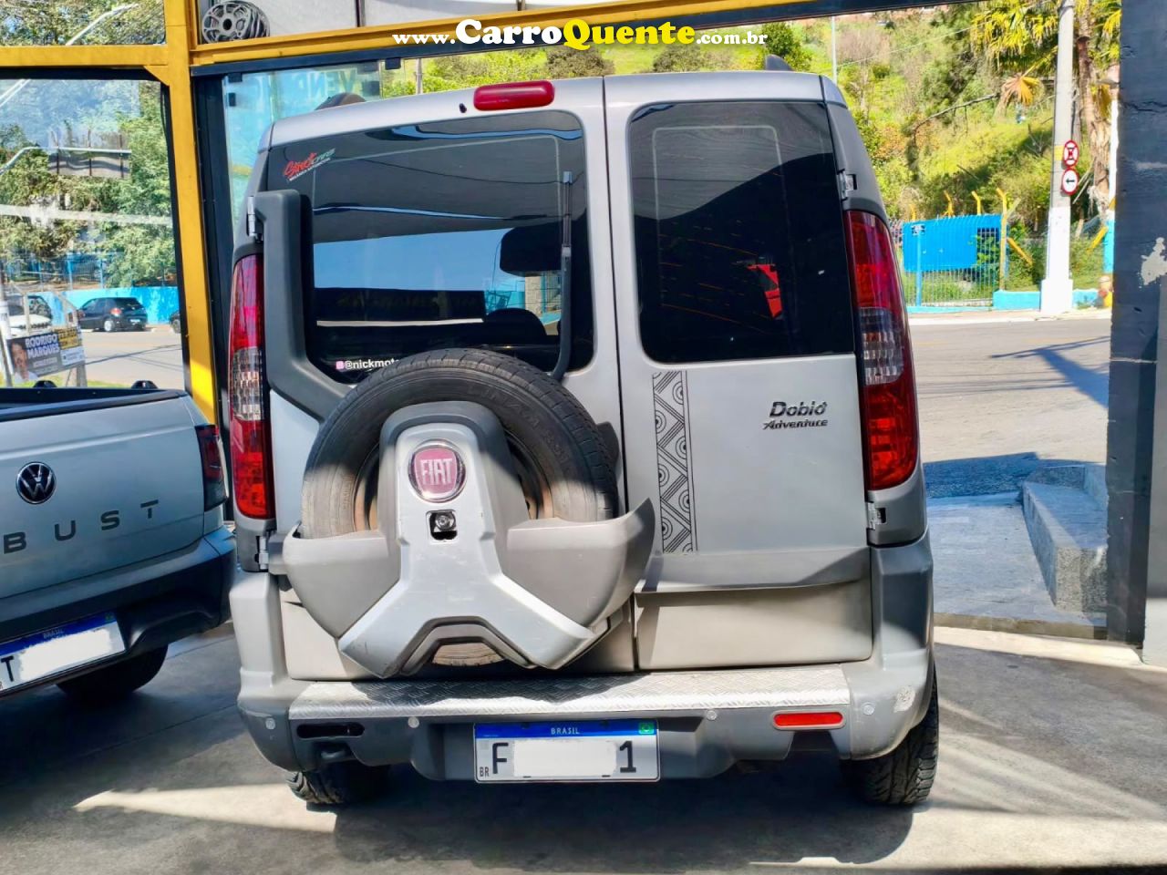 FIAT   DOBLO ADV. XINGU LOCKER 1.8 FLEX 16V 5P   PRATA 2013 1.8 FLEX - Loja