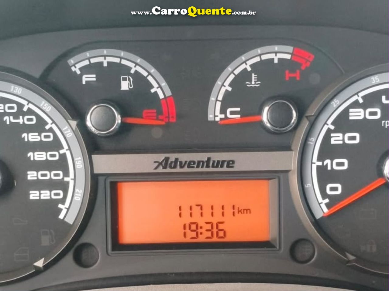 FIAT   DOBLO ADV. XINGU LOCKER 1.8 FLEX 16V 5P   PRATA 2013 1.8 FLEX - Loja