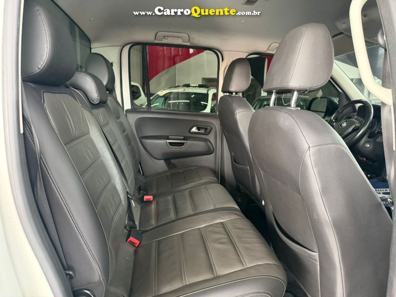 VOLKSWAGEN   AMAROK HIGHLINE CD 3.0 4X4 TB DIES. AUT.   BRANCO 2018 3.0 DIESEL - Loja