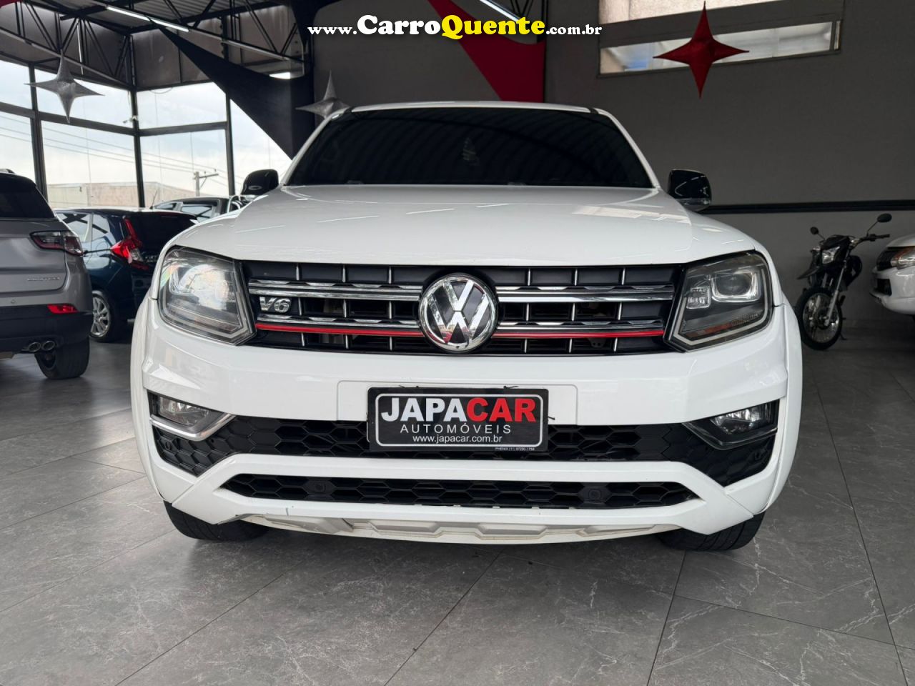 VOLKSWAGEN   AMAROK HIGHLINE CD 3.0 4X4 TB DIES. AUT.   BRANCO 2018 3.0 DIESEL - Loja