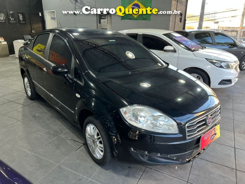 Fiat LINEA 1.8 ESSENCE 16V FLEX 4P MANUAL - Loja