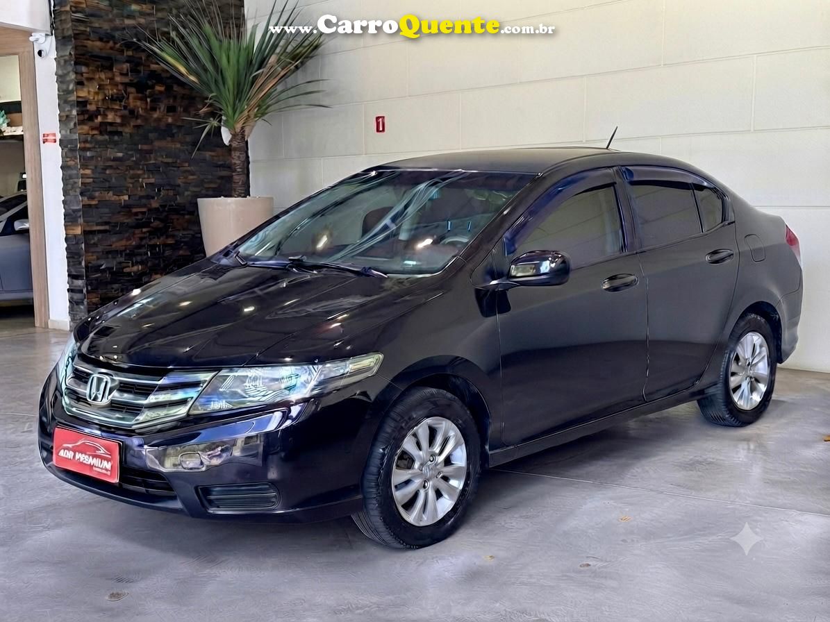 HONDA CITY 1.5 LX 16V 2013 - Loja