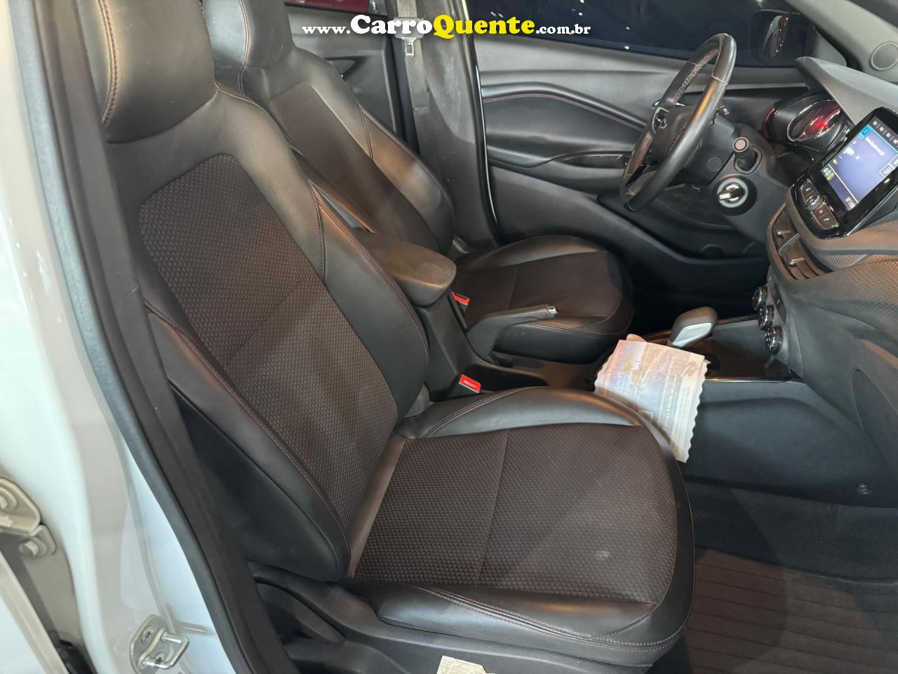 CHEVROLET ONIX 1.0 TURBO RS 2021 - Loja