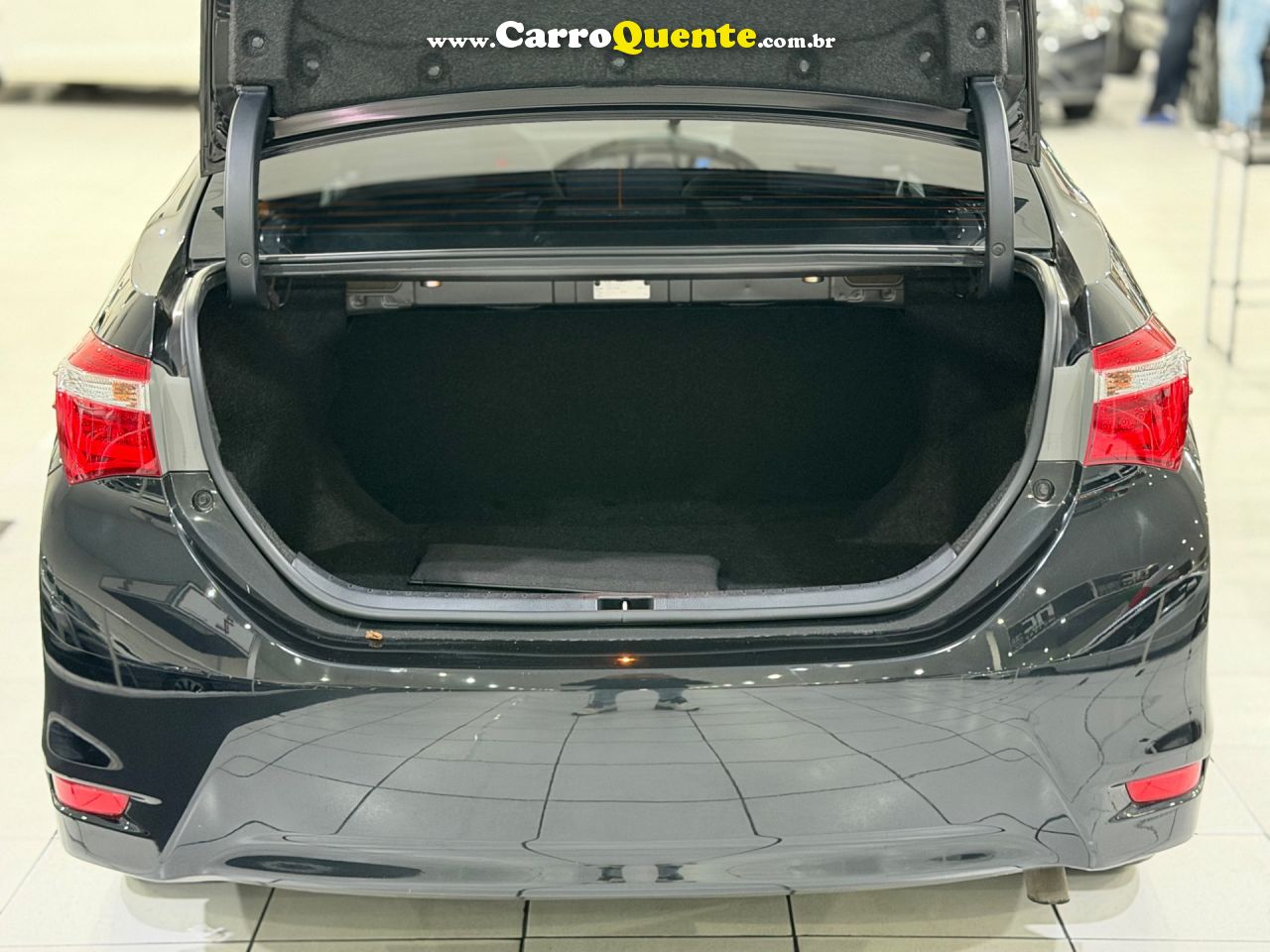 TOYOTA COROLLA 2.0 XEI 16V 2015 - Loja