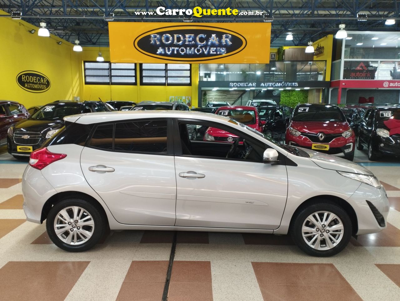 TOYOTA YARIS 1.5 16V XL PLUS CONNECT MULTIDRIVE 2019 - Loja