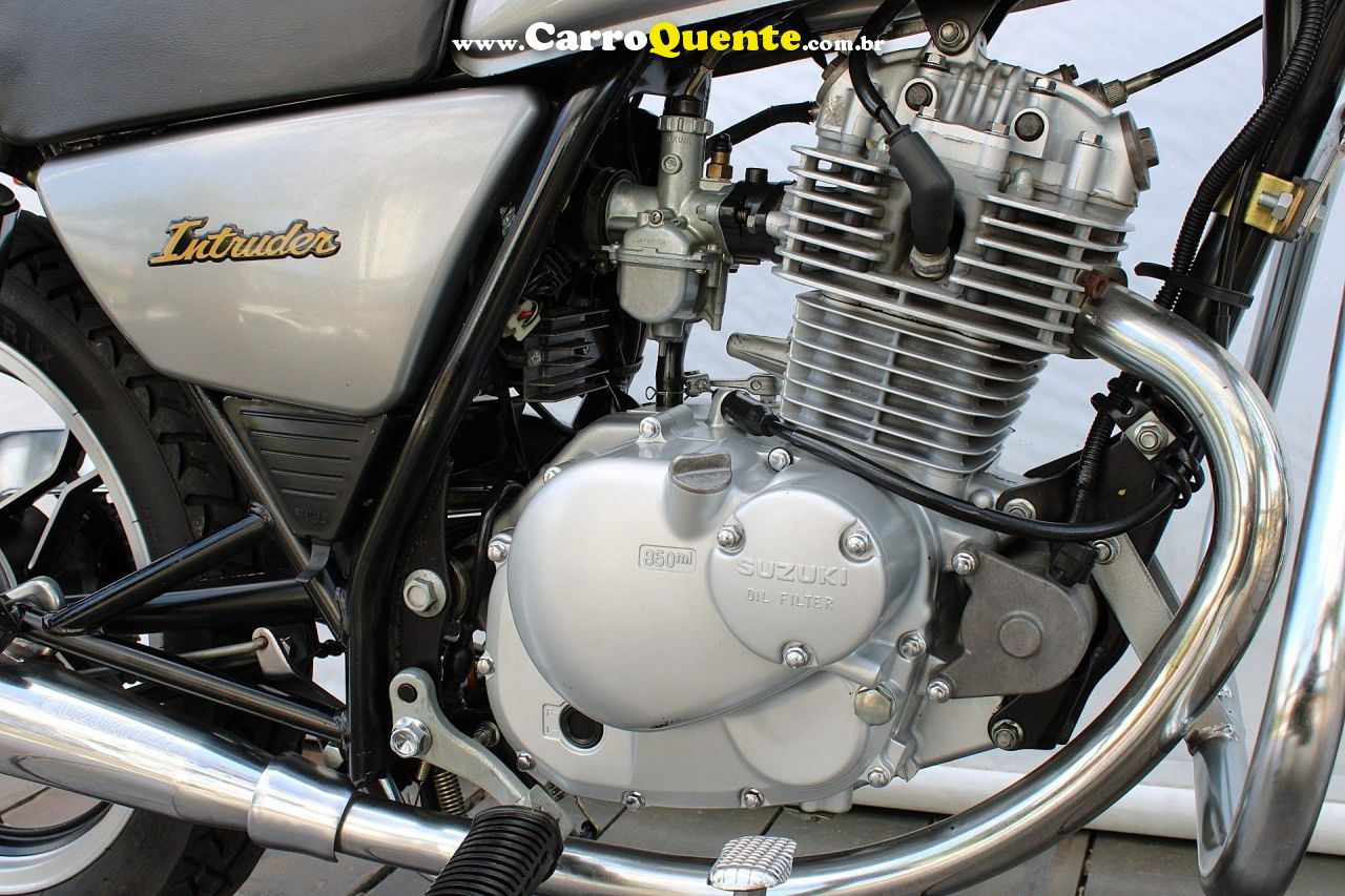 SUZUKI INTRUDER 125 2006 - Loja