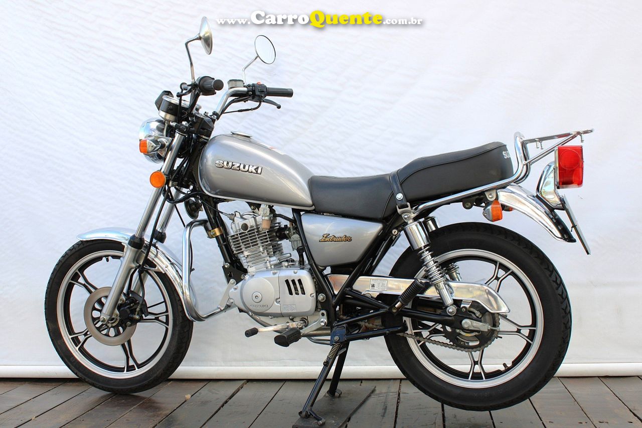 SUZUKI INTRUDER 125 2006 - Loja