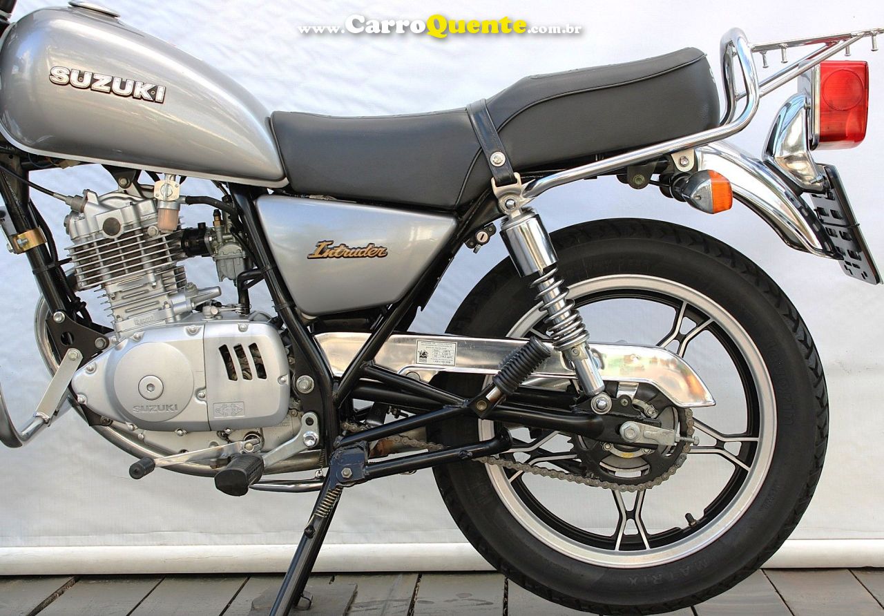 SUZUKI INTRUDER 125 2006 - Loja