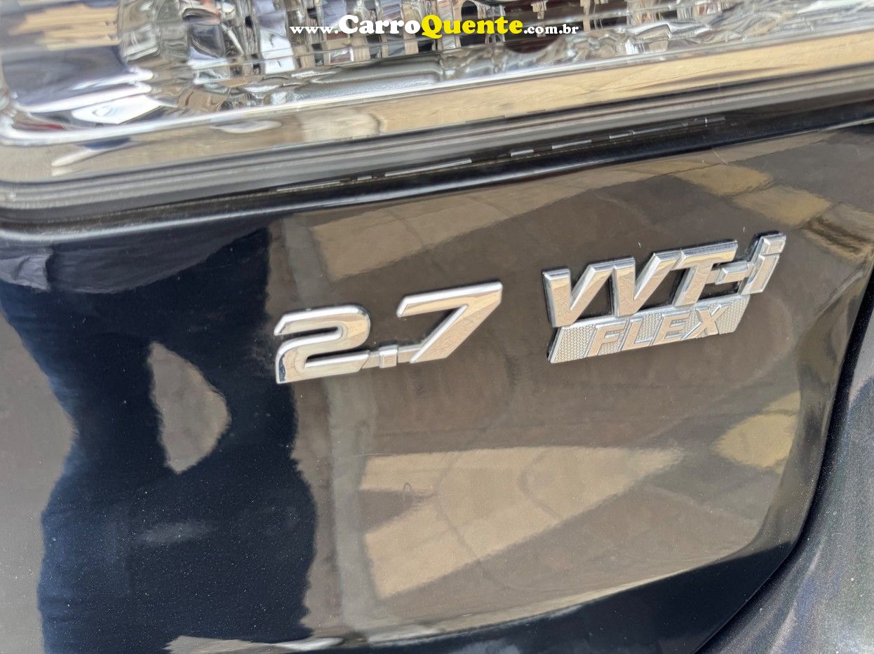 TOYOTA HILUX SW4 2.7 SR 4X2 16V 2013 - Loja