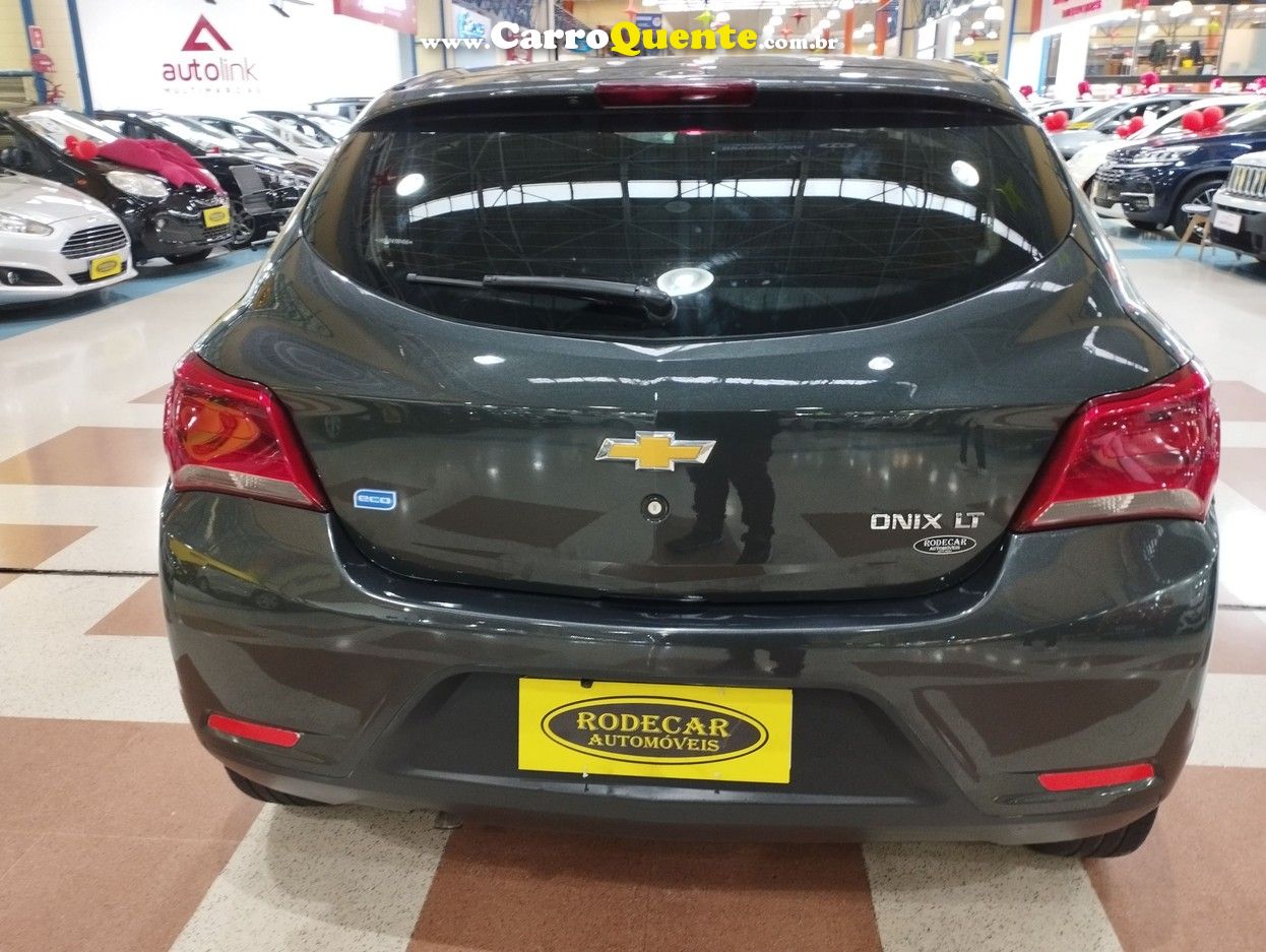 CHEVROLET ONIX 1.0 MPFI LT 8V 2017 - Loja