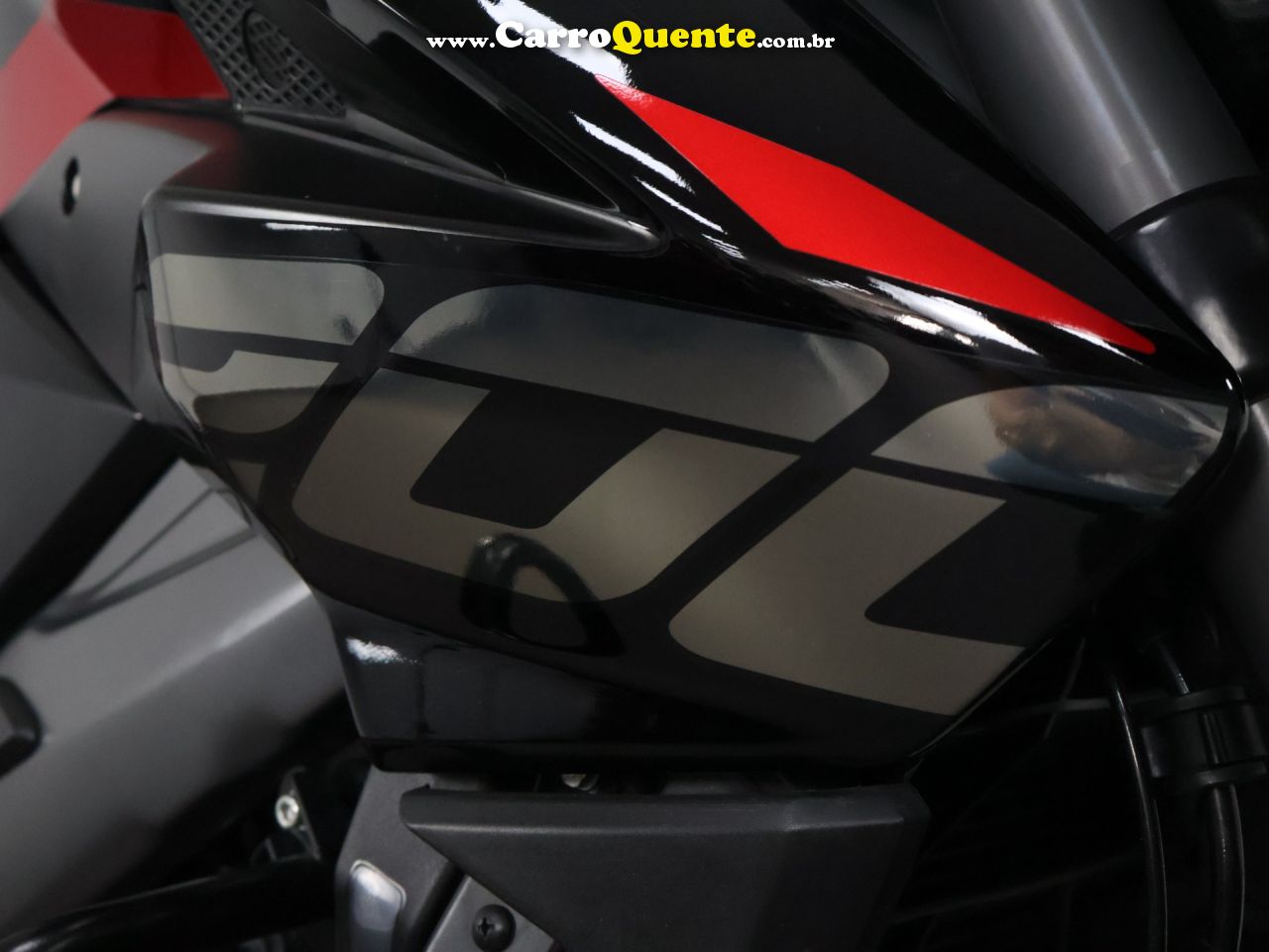 BAJAJ DOMINAR 200 ABS 2025 - Loja
