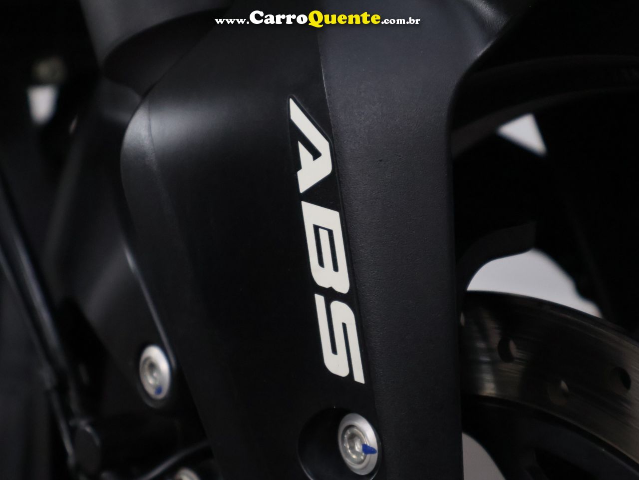 BAJAJ DOMINAR 200 ABS 2025 - Loja