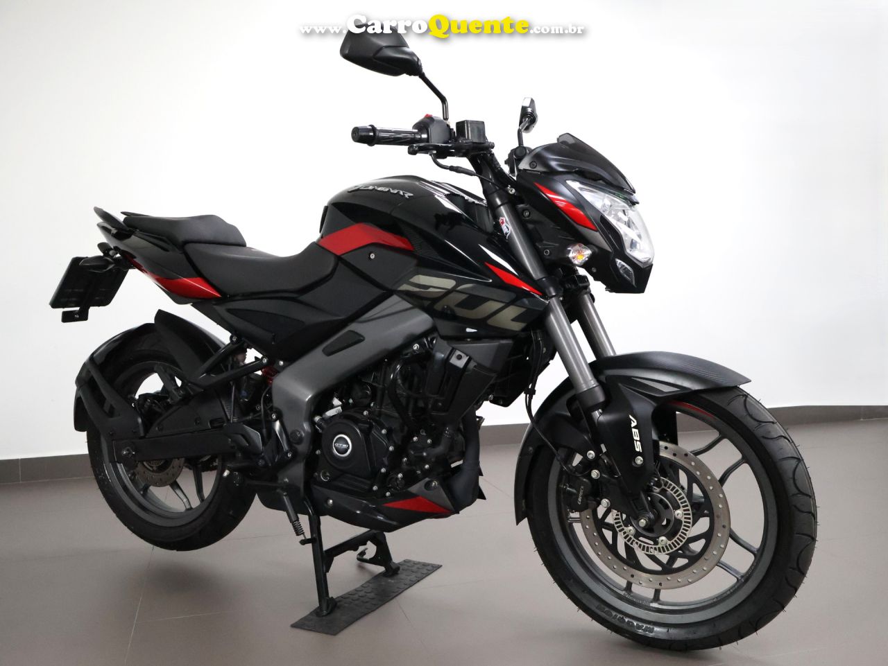 BAJAJ DOMINAR 200 ABS 2025 - Loja