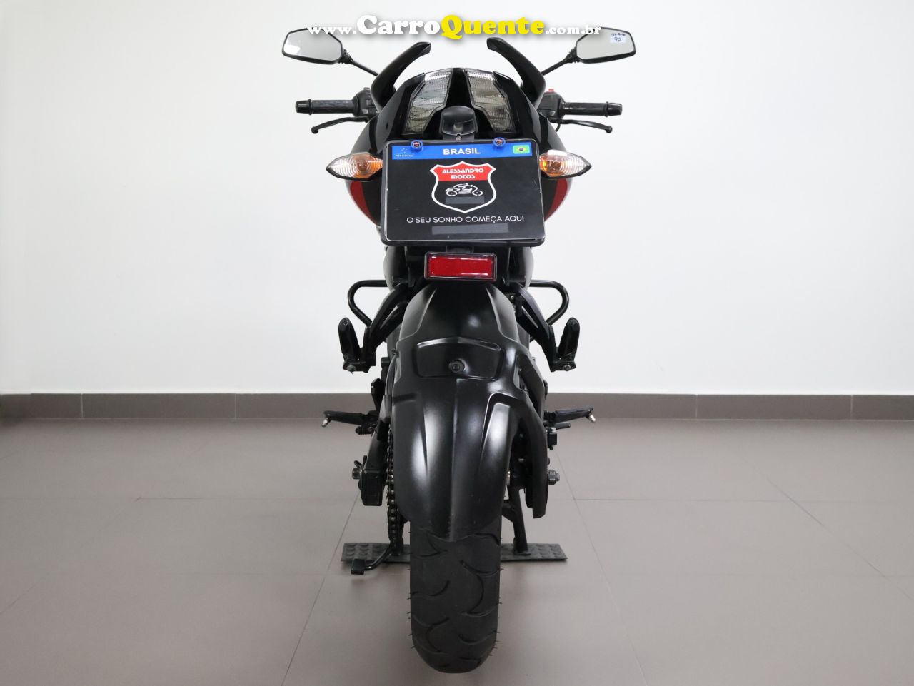 BAJAJ DOMINAR 200 ABS 2025 - Loja