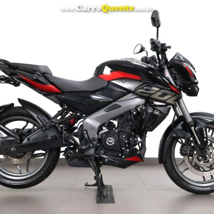 BAJAJ DOMINAR 200 ABS 2025