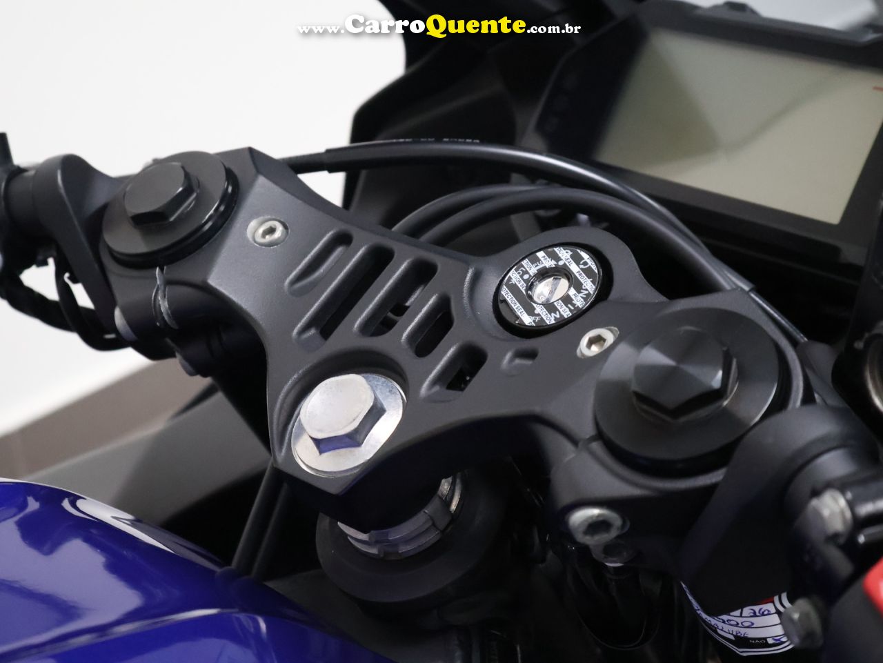 YAMAHA YZF R3 ABS 2024 - Loja