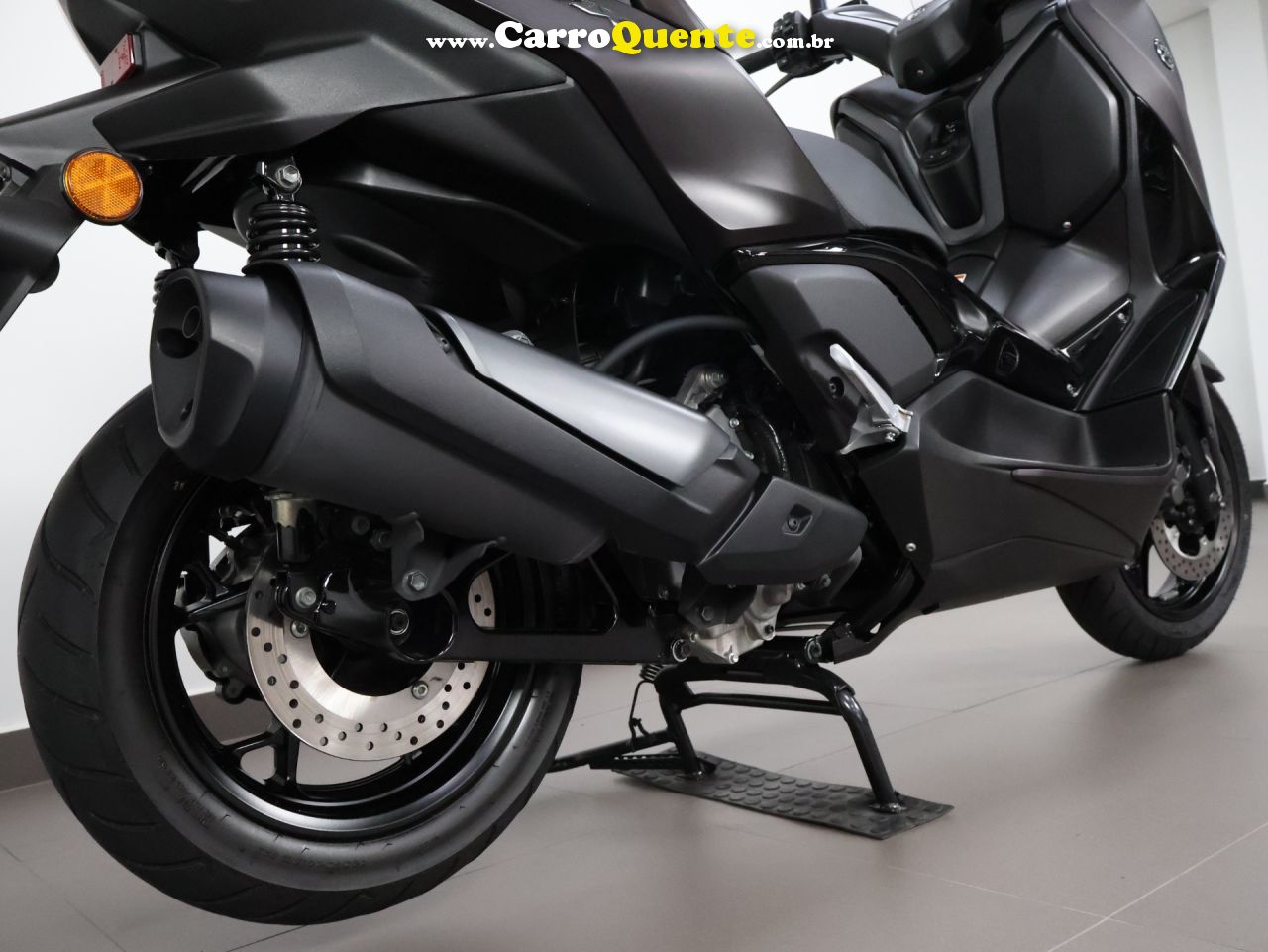 YAMAHA XMAX 300 CONNECTED ABS 2026 - Loja