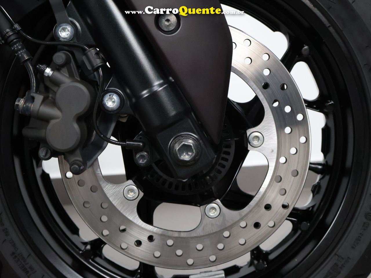 YAMAHA XMAX 300 CONNECTED ABS 2026 - Loja