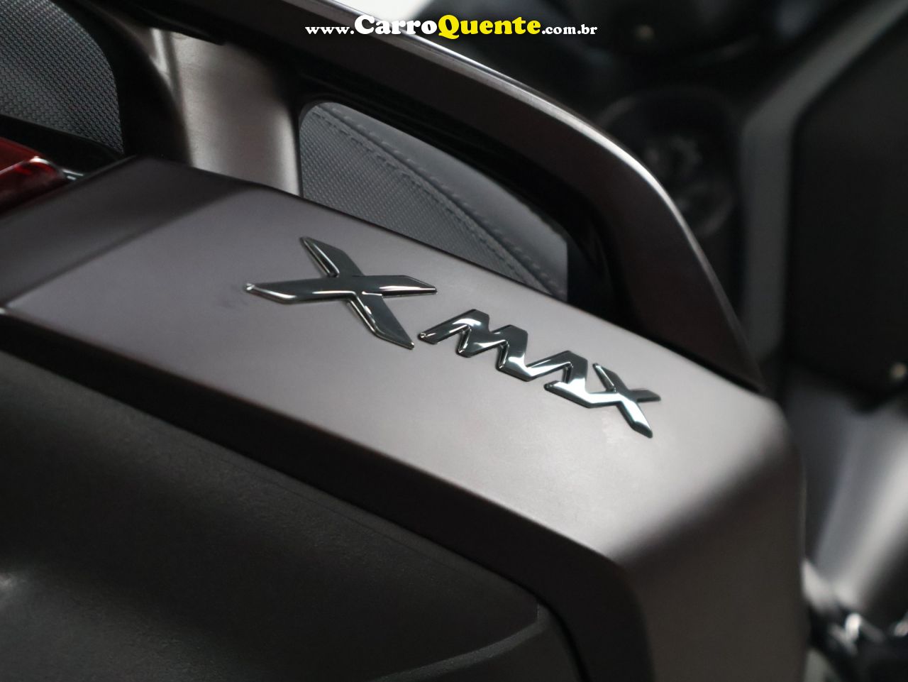 YAMAHA XMAX 300 CONNECTED ABS 2026 - Loja