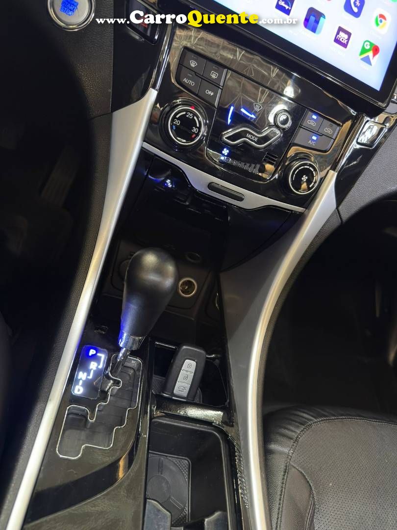 HYUNDAI SONATA 2.4 MPFI I4 16V 182CV 2012 - Loja