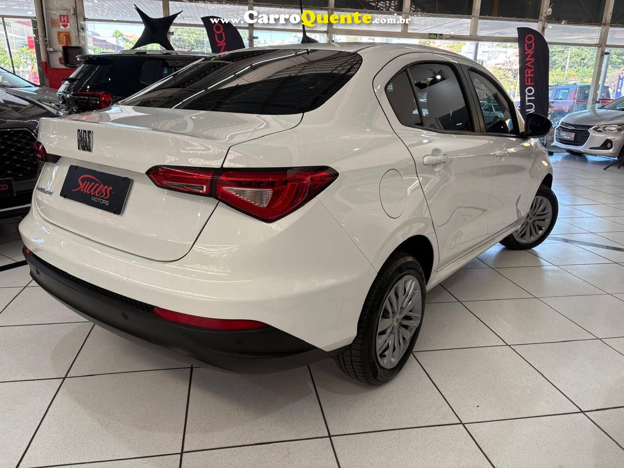 CRONOS 1.3 FIREFLY DRIVE C/ BAIXA KM 2024 - Loja