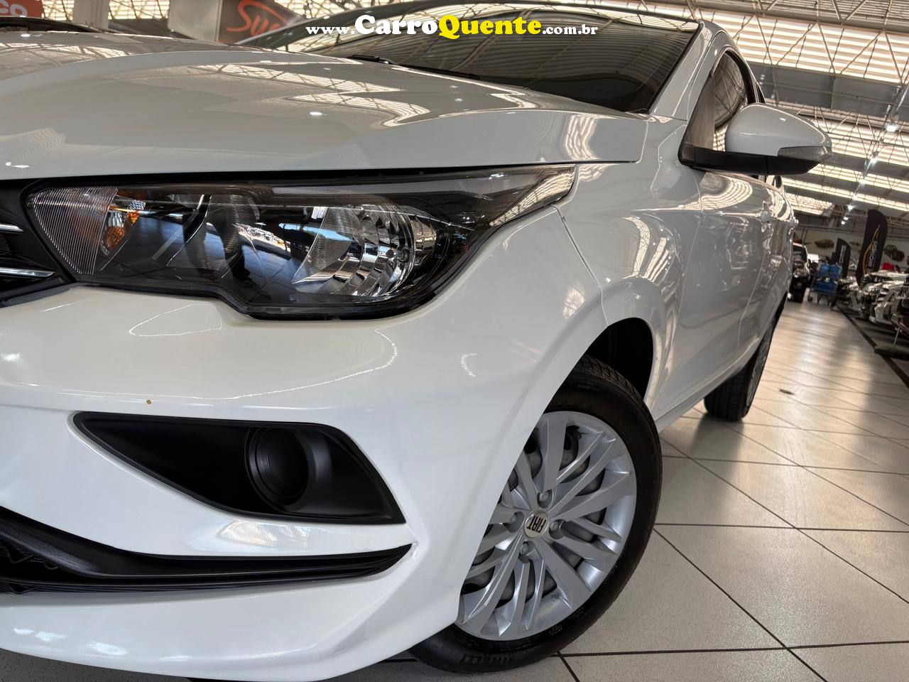 CRONOS 1.3 FIREFLY DRIVE C/ BAIXA KM 2024 - Loja