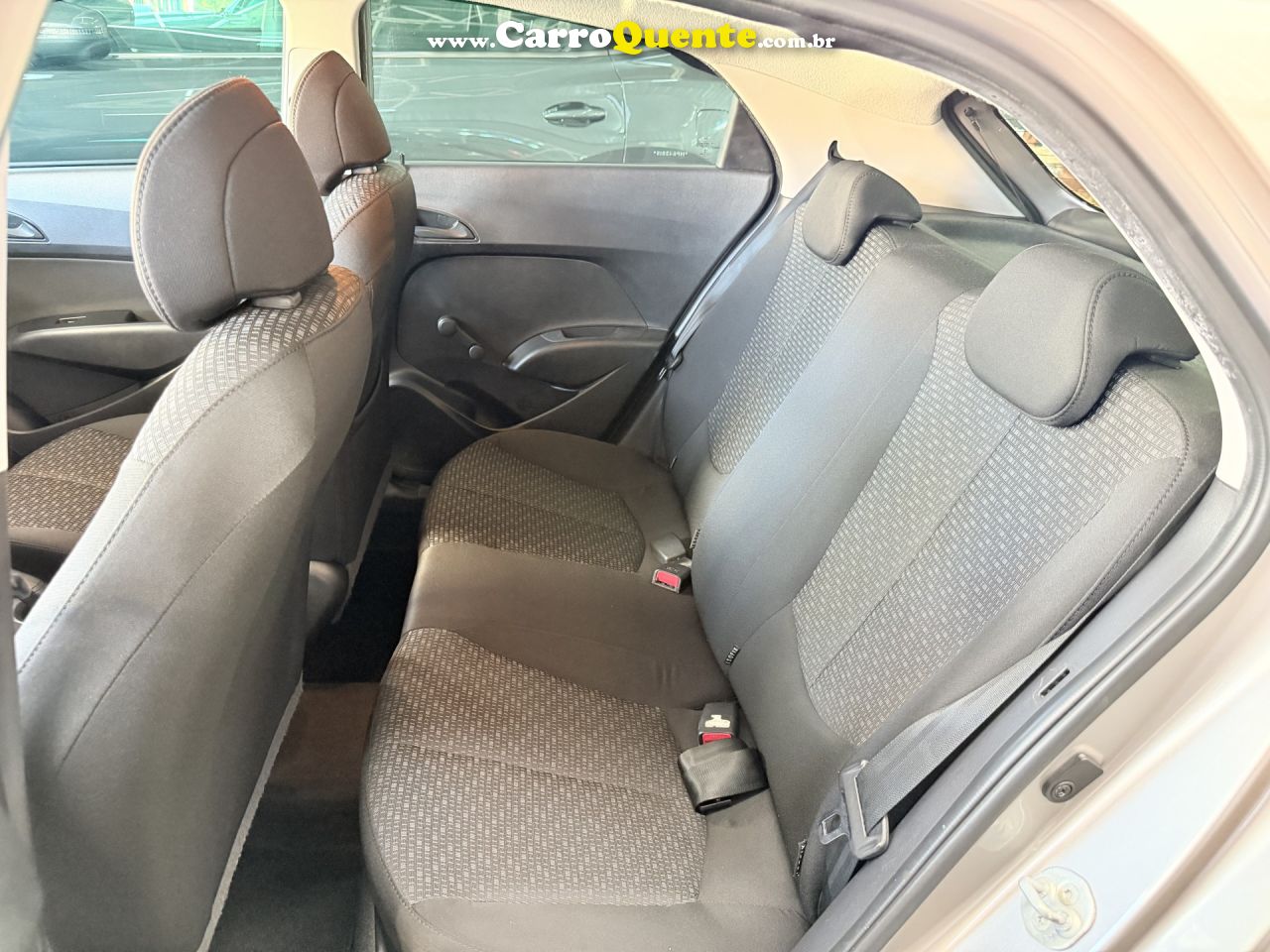 HYUNDAI   HB20 COMF.C.PLUSC.STYLE 1.0 FLEX 12V   PRATA 2017 1.0 FLEX - Loja