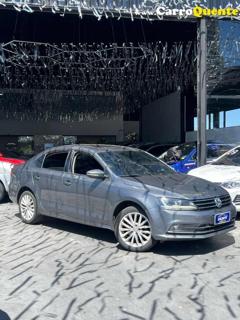VOLKSWAGEN   JETTA COMFORTLINE 1.4 TSI 16V 4P AUT.   CINZA 2017 1.4 GASOLINA - Loja