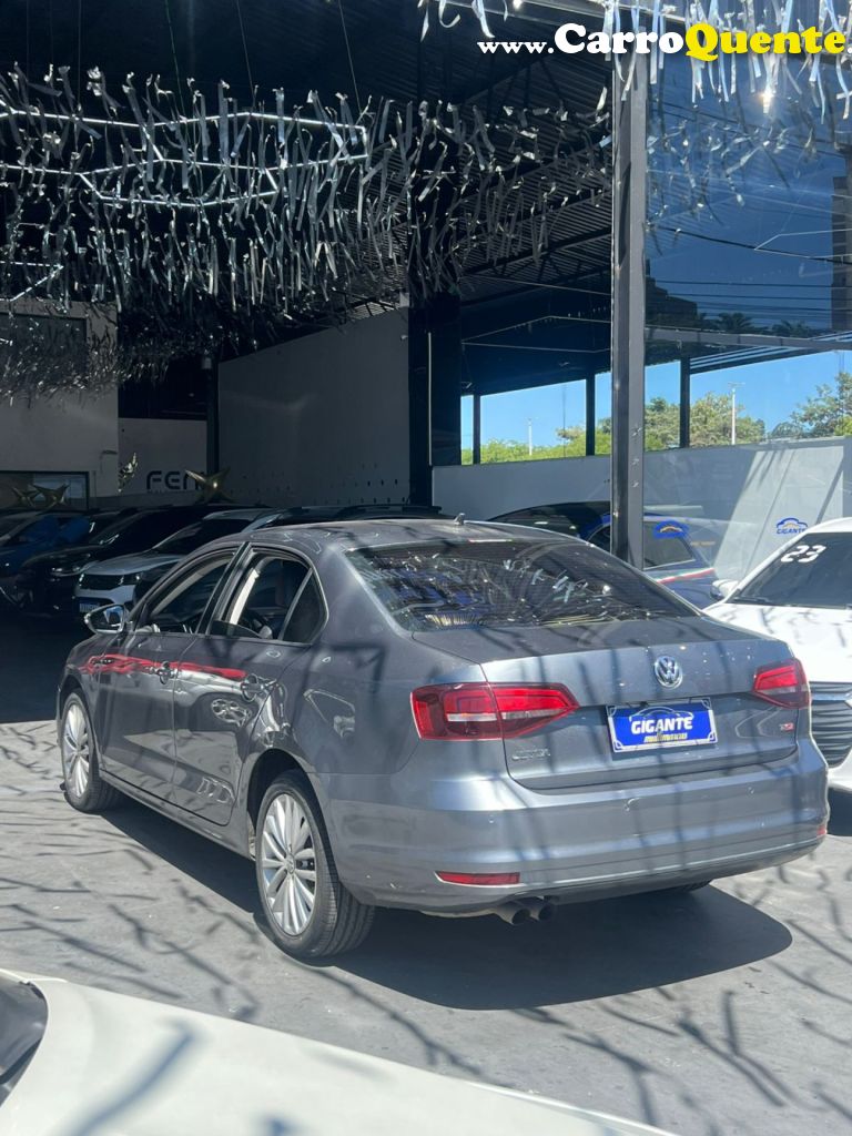 VOLKSWAGEN   JETTA COMFORTLINE 1.4 TSI 16V 4P AUT.   CINZA 2017 1.4 GASOLINA - Loja