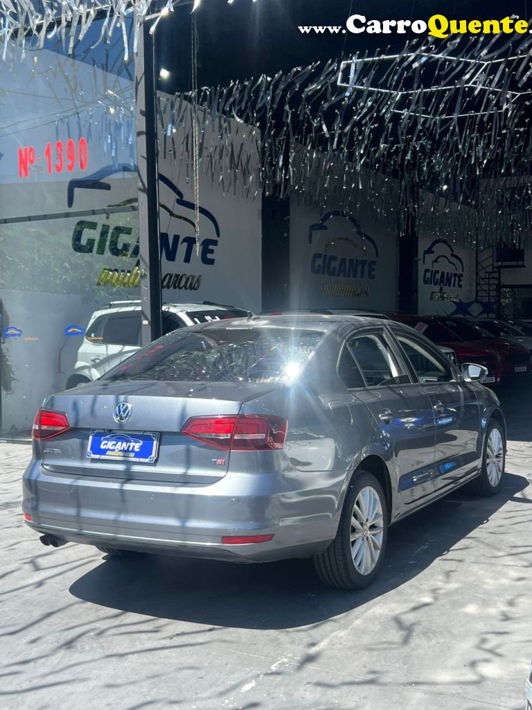 VOLKSWAGEN   JETTA COMFORTLINE 1.4 TSI 16V 4P AUT.   CINZA 2017 1.4 GASOLINA - Loja