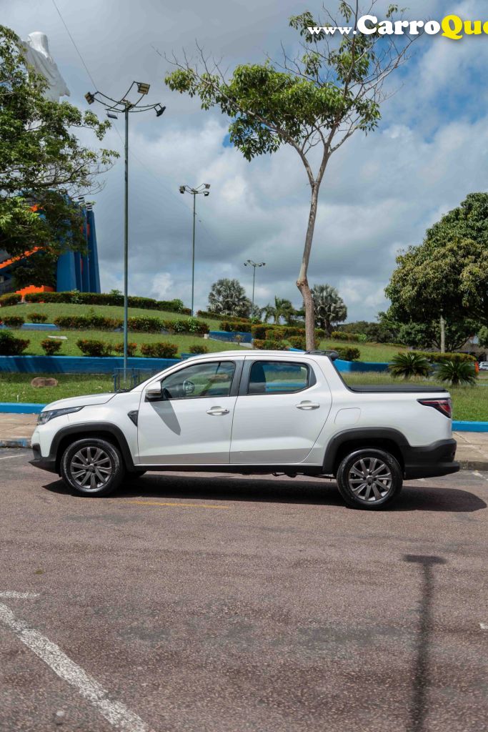 FIAT   STRADA FREEDOM 1.3 FLEX 8V CD   BRANCO 2023 1.3 FLEX - Loja