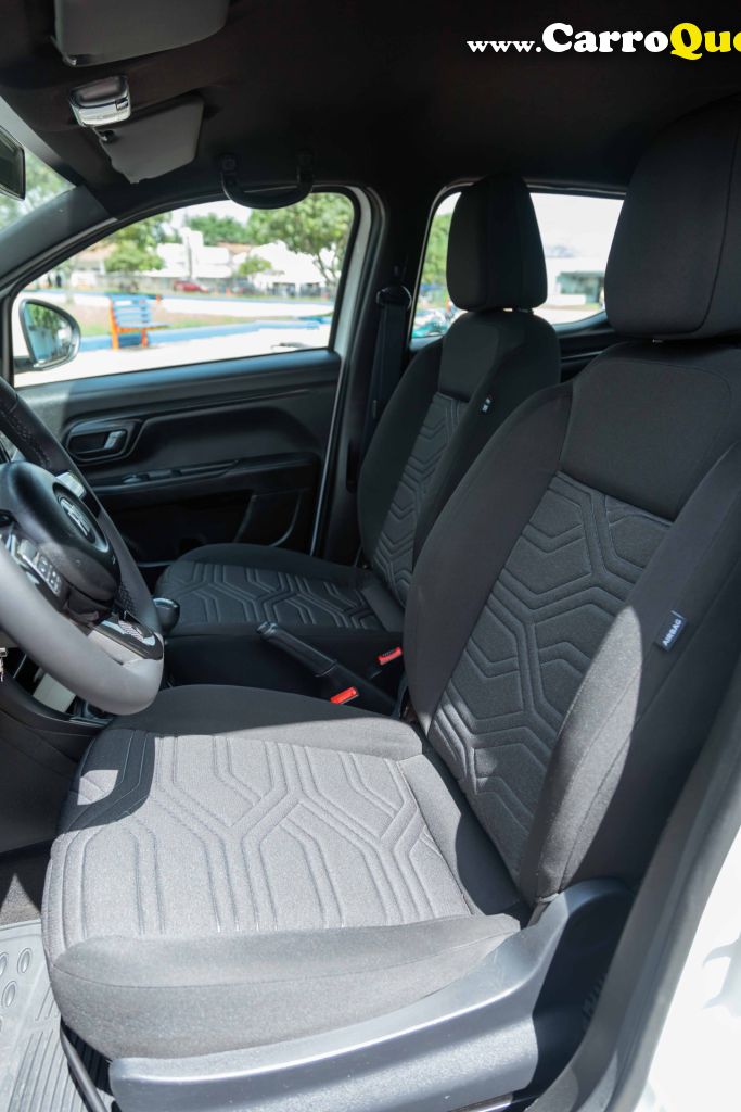 FIAT   STRADA FREEDOM 1.3 FLEX 8V CD   BRANCO 2023 1.3 FLEX - Loja