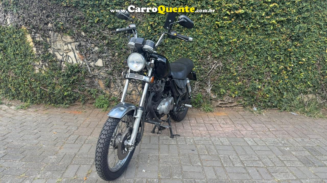 SUZUKI   INTRUDER 250   PRETO 1997 250 GASOLINA - Loja