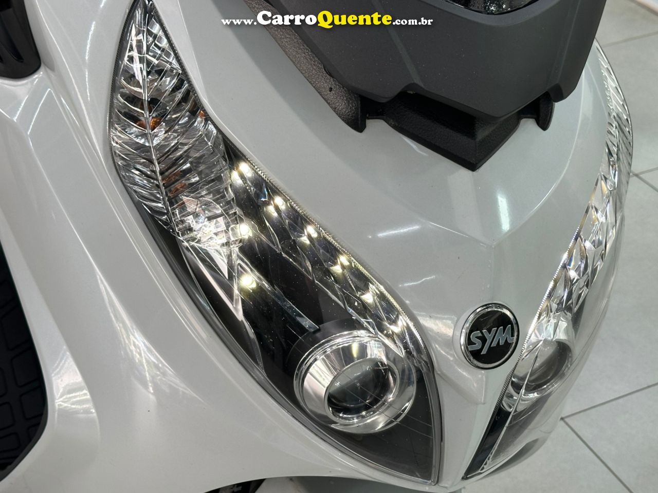 DAFRA   MAXSYM 400I   BRANCO 2021 400CC GASOLINA - Loja
