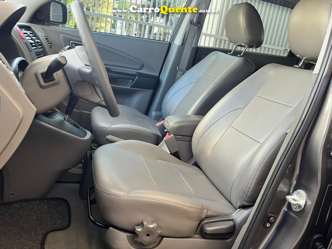 HYUNDAI   TUCSON GLS AUTOMATICO FLEX COMPLETA MULTIMIDIA OTIMO ESTADO   CINZA 2017 2.0 FLEX - Loja