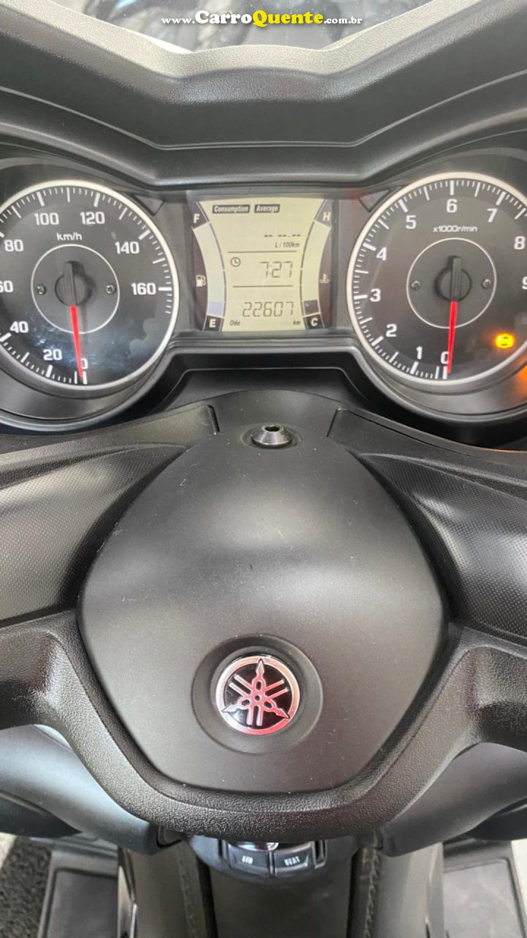 YAMAHA    XMAX 250   VERDE 2023 250 GASOLINA - Loja
