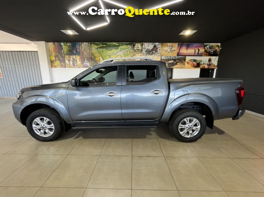 Nissan FRONTIER 2.3 16V TURBO DIESEL XE CD 4X4 AUTOMÁTICO - Loja