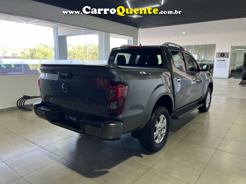 Nissan FRONTIER 2.3 16V TURBO DIESEL XE CD 4X4 AUTOMÁTICO - Loja